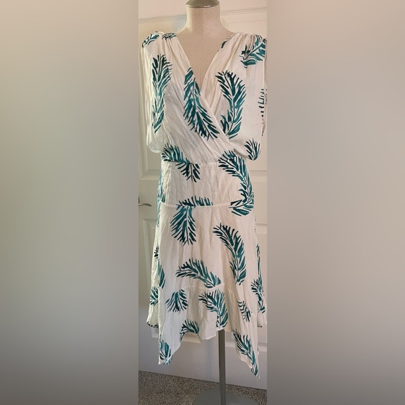 Women’s wrap sundress - palm print - women’s small - NWT - Picture 1 of 7